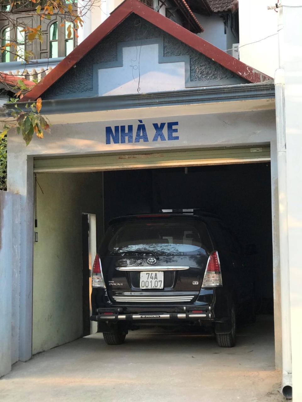 Отель Nha Nghi Phuong Dong Quang Tri Экстерьер фото