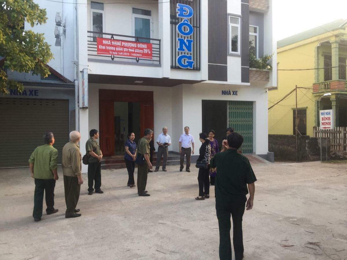 Отель Nha Nghi Phuong Dong Quang Tri Экстерьер фото