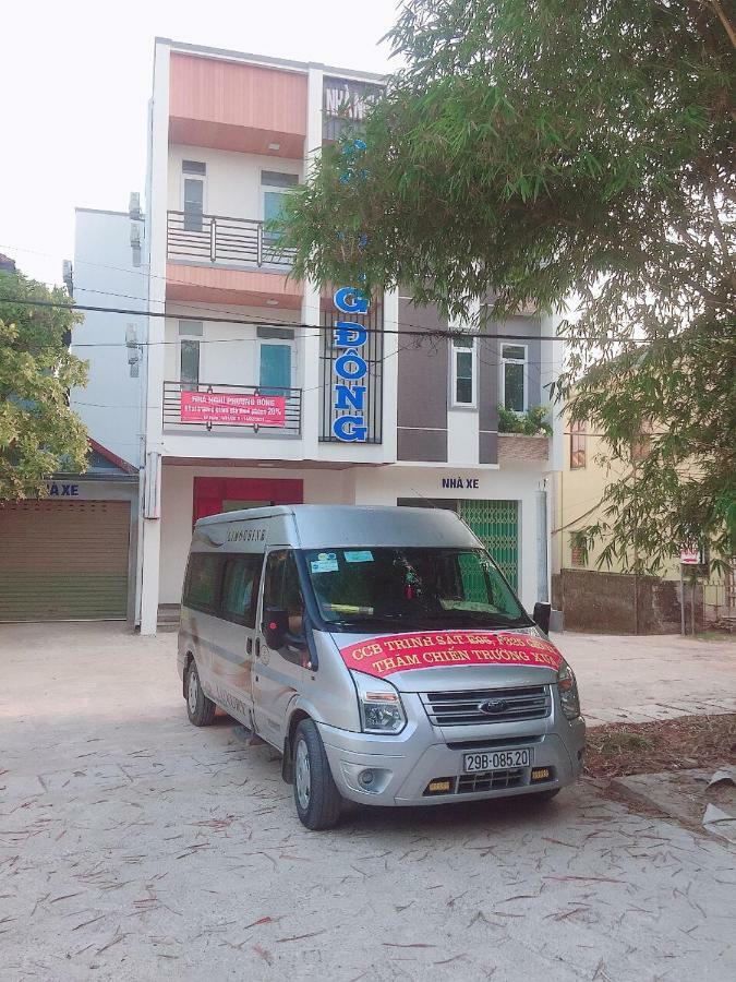 Отель Nha Nghi Phuong Dong Quang Tri Экстерьер фото