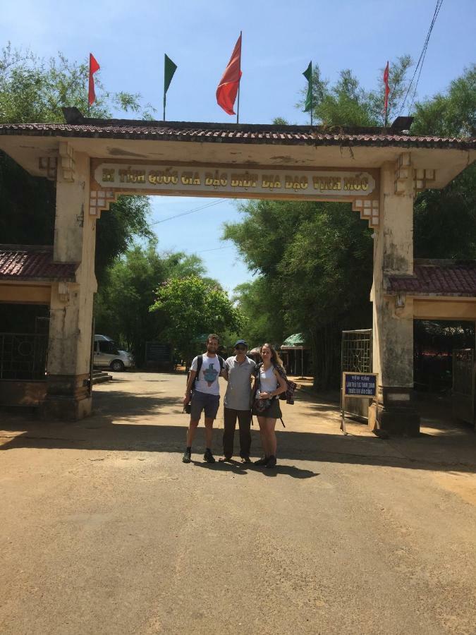 Отель Nha Nghi Phuong Dong Quang Tri Экстерьер фото